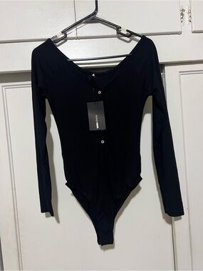 Fashion Nova Women's Black Bodysuit